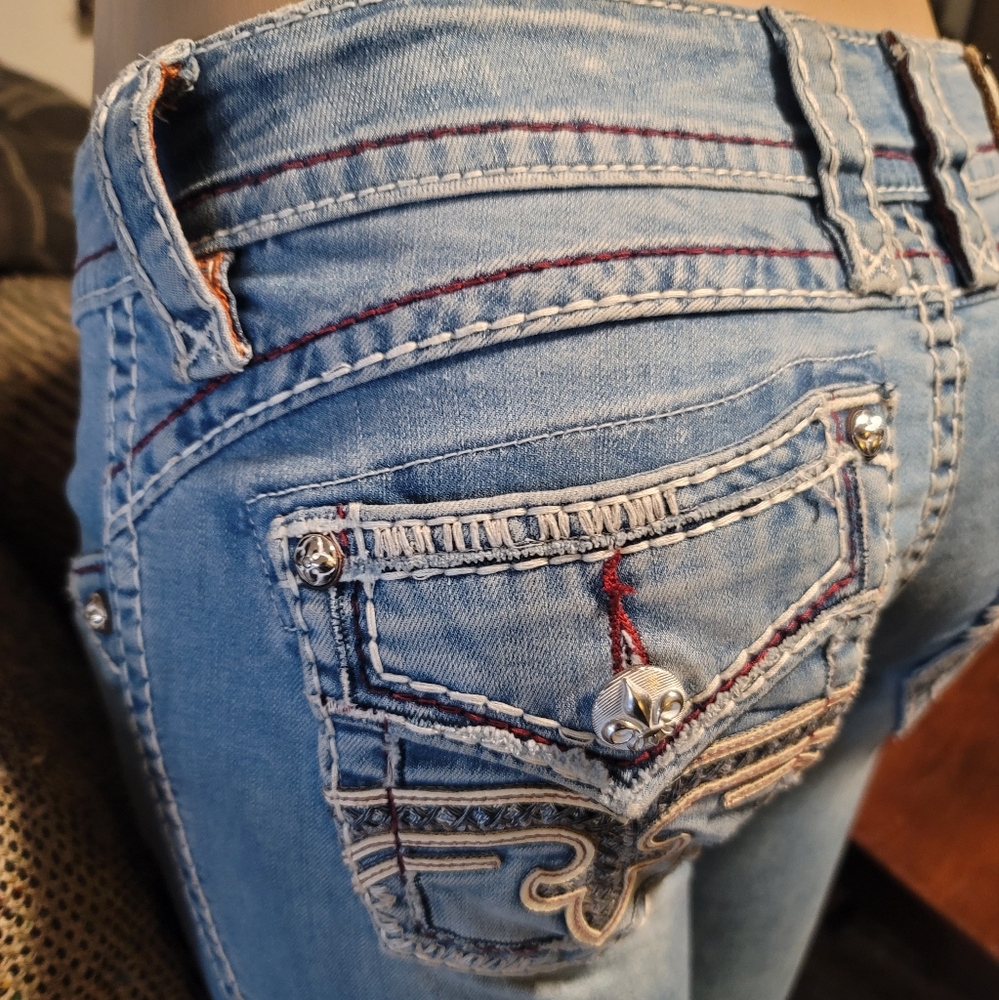 ROCK REVIVAL BALI BOOT CUT JEANS SIZE 26 very hard to find.